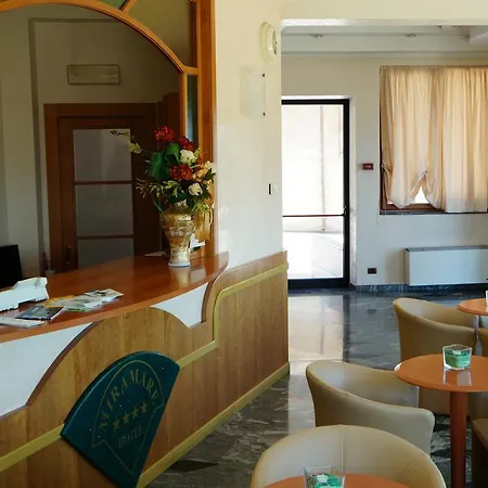 호텔 Ristorante Miramare 4*